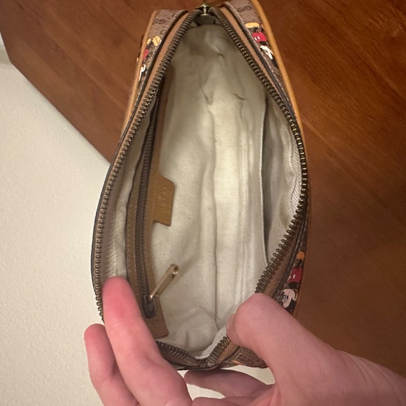 Disney Gucci Fanny Pack / Belt Bag Size 95 GREAT condition - Picture 4 of 6